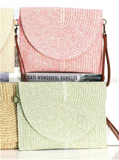 Bolso bandolera rafia minimal con solapa semicircular