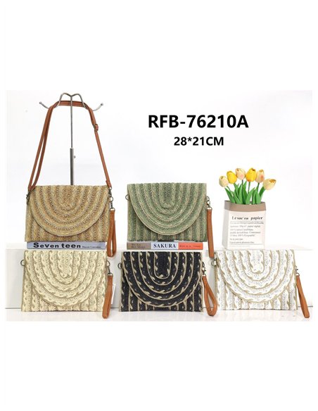 Bolso bandolera rafia textura con solapa semicircular