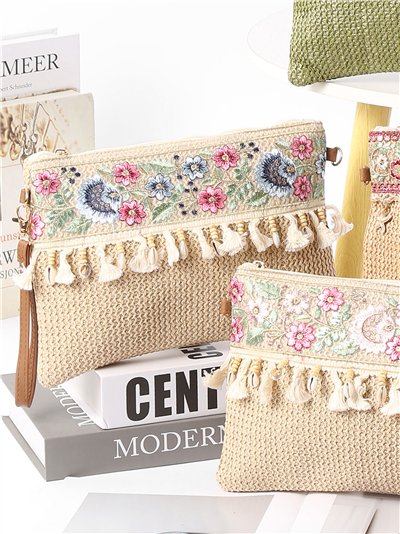 Bolso bandolera boho con flores bordadas