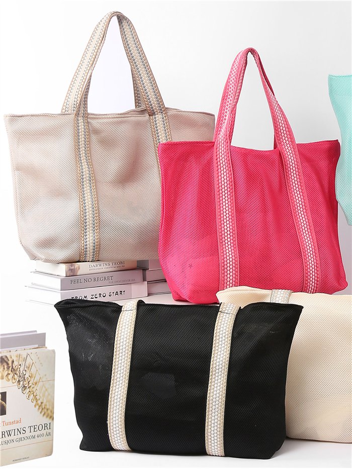 Bolso de playa de malla en tonos pastel