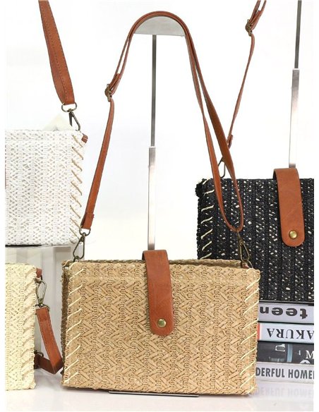 Bolso bandolera de rafia con detalle efecto piel