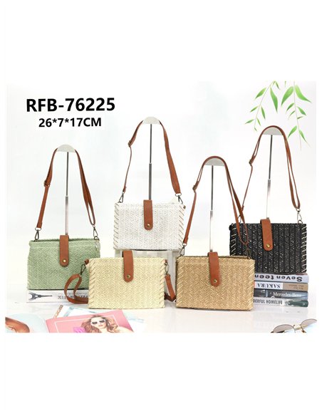 Bolso bandolera de rafia con detalle efecto piel