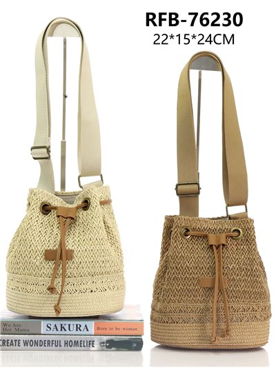 Bolso bombonera de rafia con cordón 2