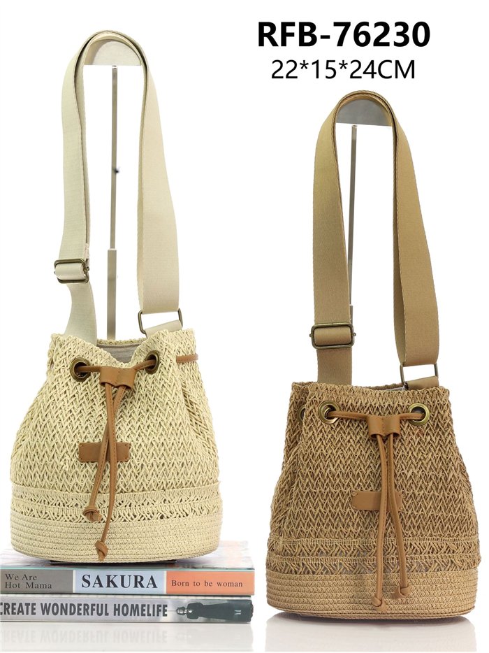 Bolso bombonera de rafia con cordón