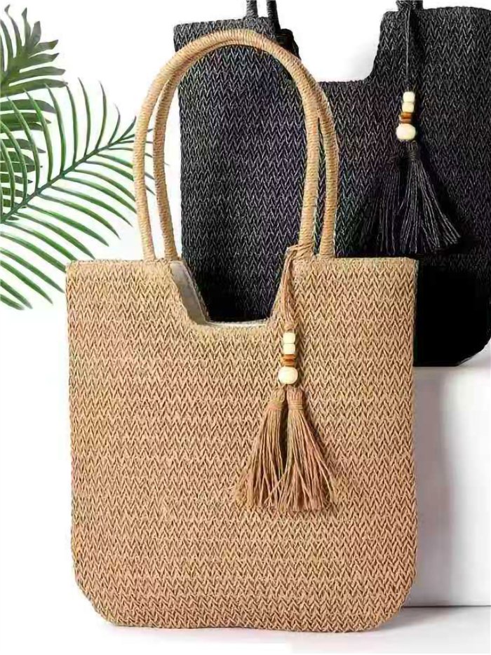 Bolso shopper de rafia con borla