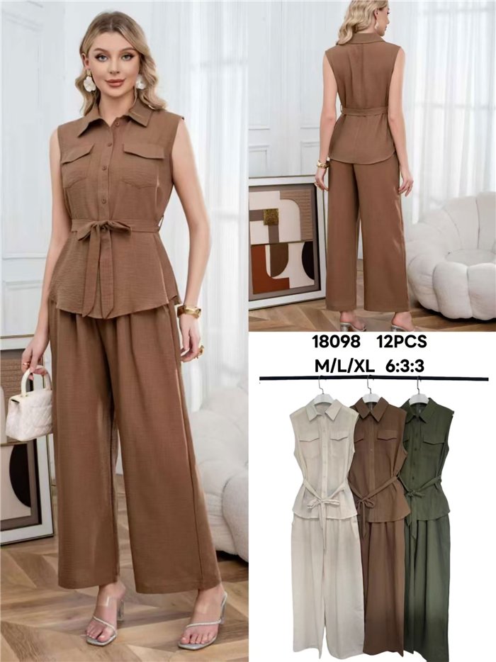 Ärmelloses Blusenset mit Gürtel und weit geschnittener Hose