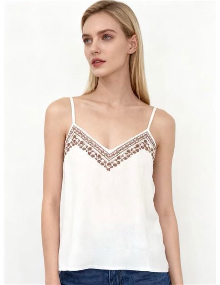 Haut en dentelle brodée style bohème