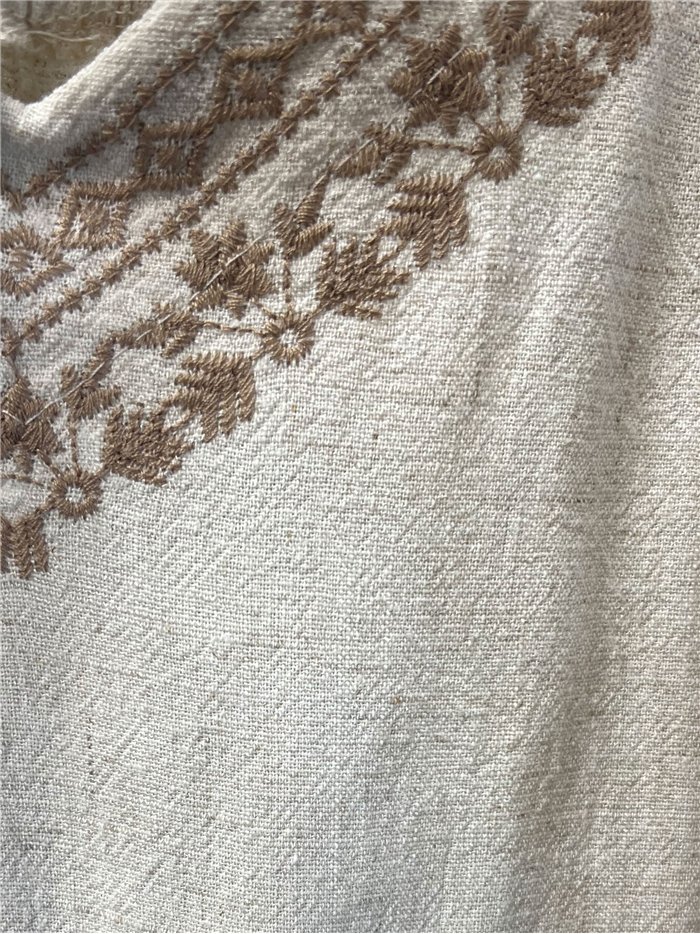 Haut en dentelle brodée style bohème