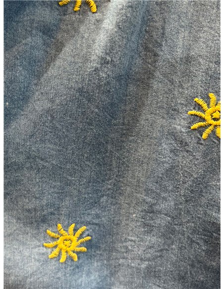 Haut en denim délavé brodé à motif soleil