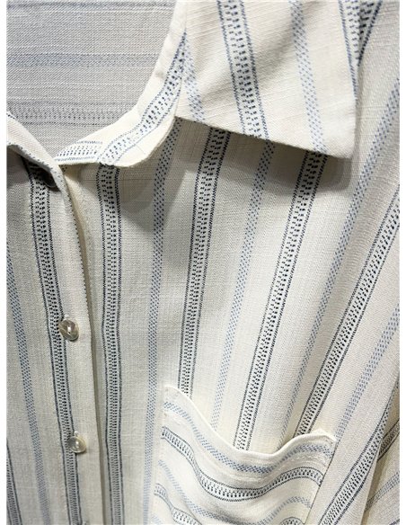 Conjunto de camisa listrada e calça reta