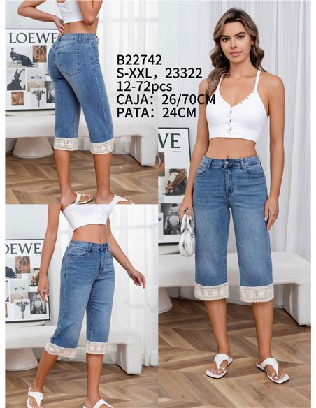 Jeans capri con crochet en bajo
