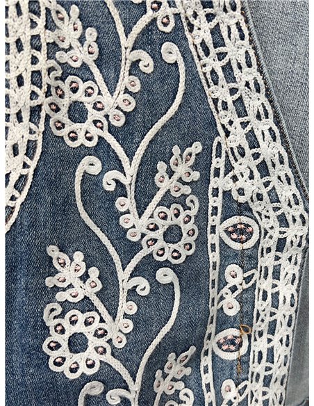 Chaleco denim bordado
