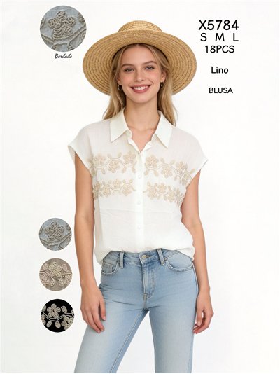 Camicia di lino con ricami floreali 2