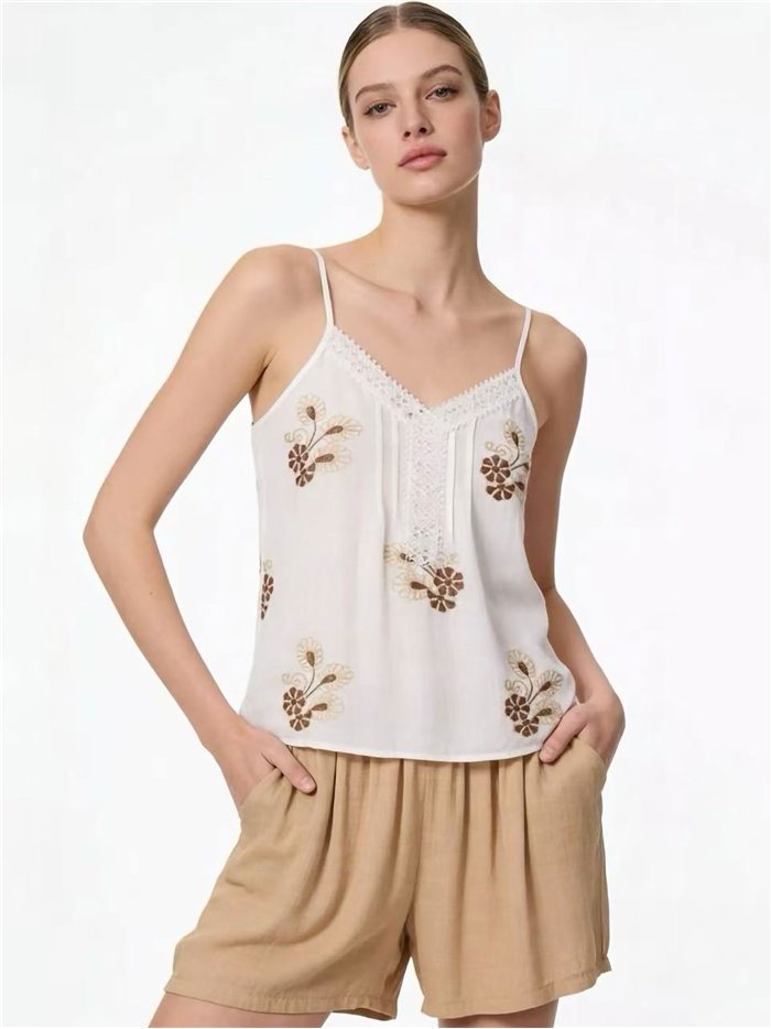 Conjunto top de lino bordado floral encaje y short