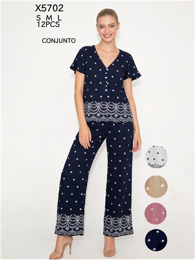 Conjunto de blusa estampada com mangas flare e calça 2