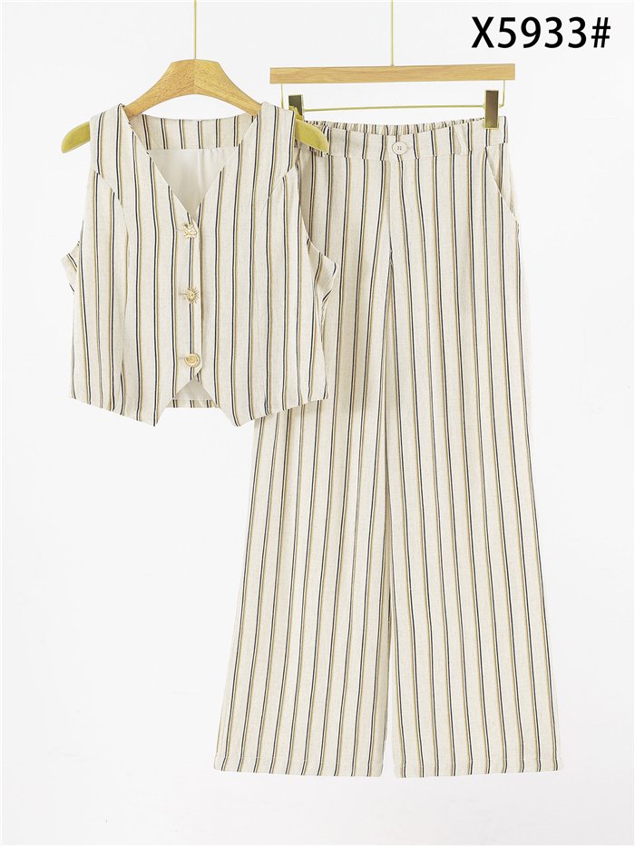 Conjunto chaleco rayas de lino y pantalón ancho