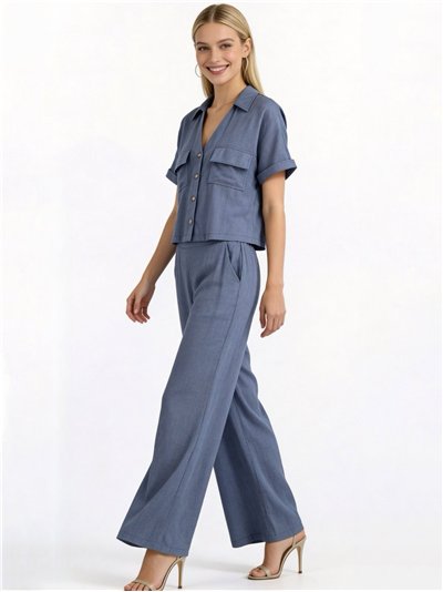 Leinenhemd und weite Hose (Set)