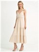 Vestido midi de tirantes con detalle dorado