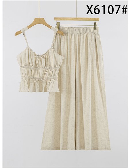 ensemble haut froncé et pantalon à jambes larges