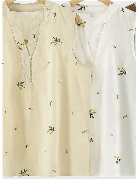 Ensemble chemisier et short brodés