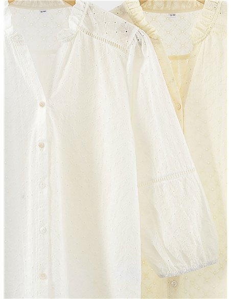 Die-cut embroidered cotton blouse with three quarter sleeves