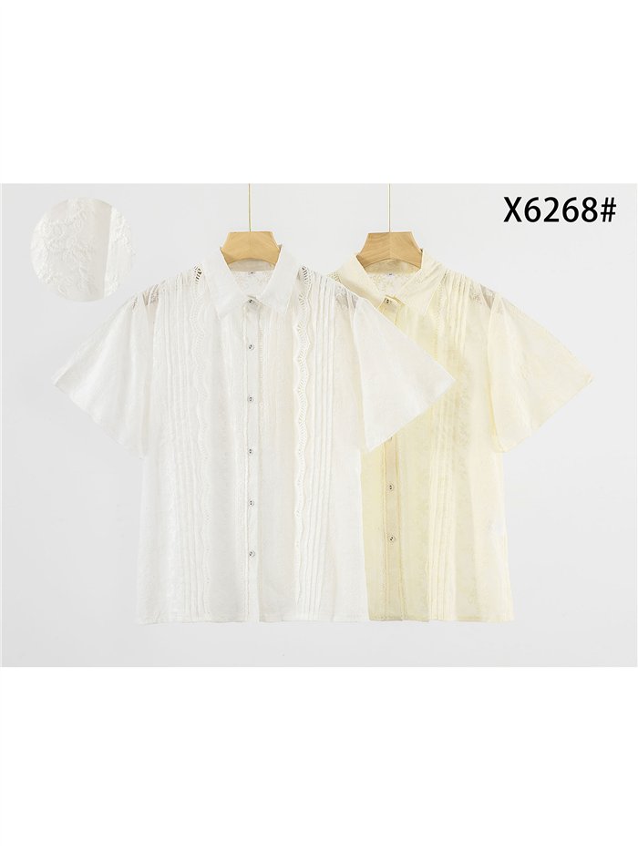 Camisa pliegues con encaje manga corta