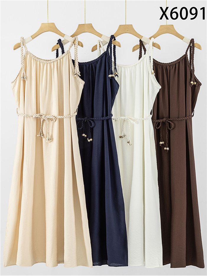 Vestido midi de tirantes con cordón