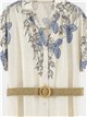 Vestido midi floral estilo camisa com cinto.