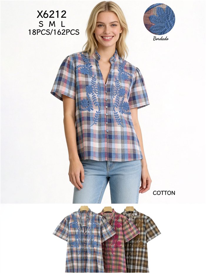 Blusa cuadros con bordado floral