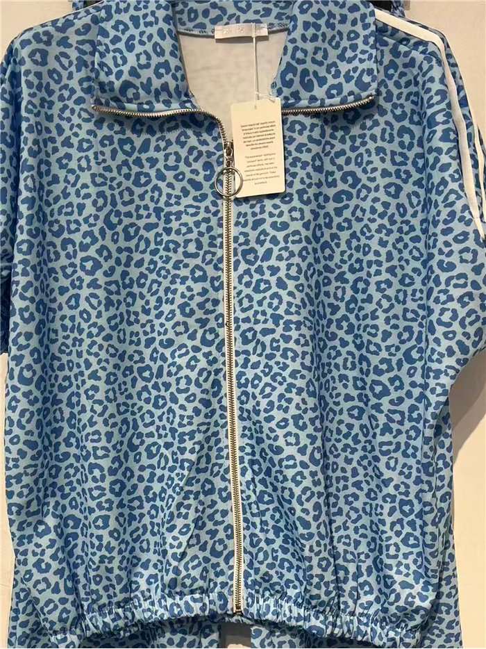 Ensemble sweat-shirt zippé et pantalon à imprimé animal