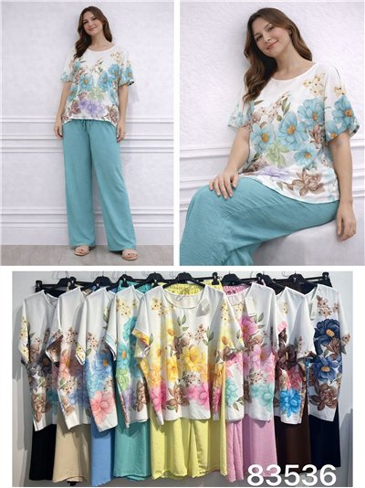Conjunto de blusa e calça com estampa floral 2