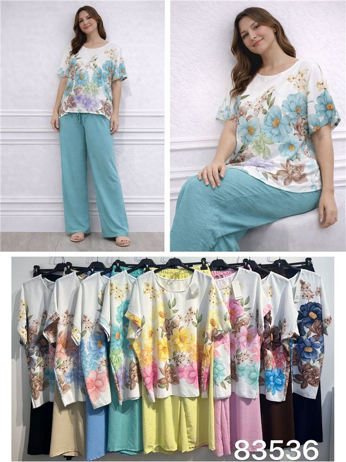 Conjunto de blusa e calça com estampa floral
