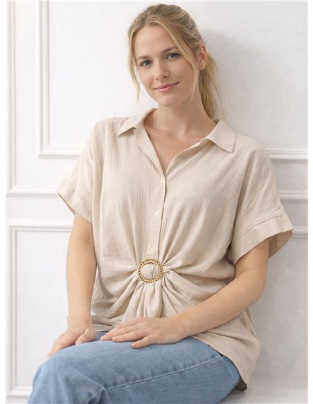 Camisa anudada con aro