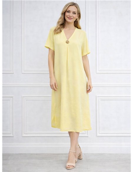 Vestido midi liso cuello pico detalle broche