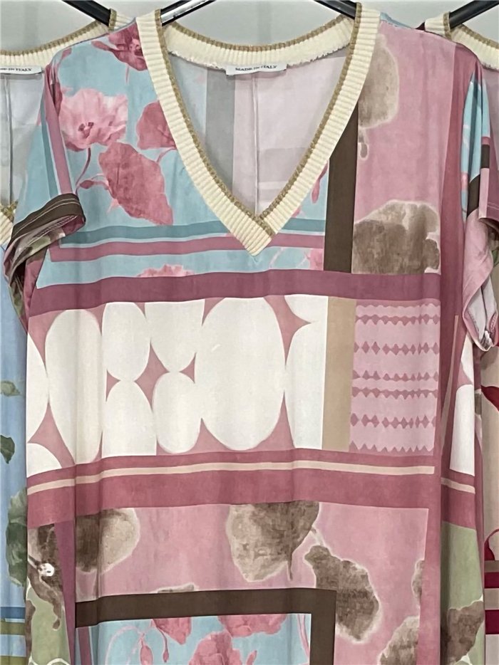 Vestido largo lycra estampado cuello pico