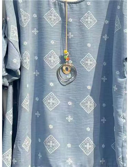 Conjunto blusa amplia rombos y pantalón