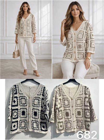 Chaqueta de crochet calado con botones 2