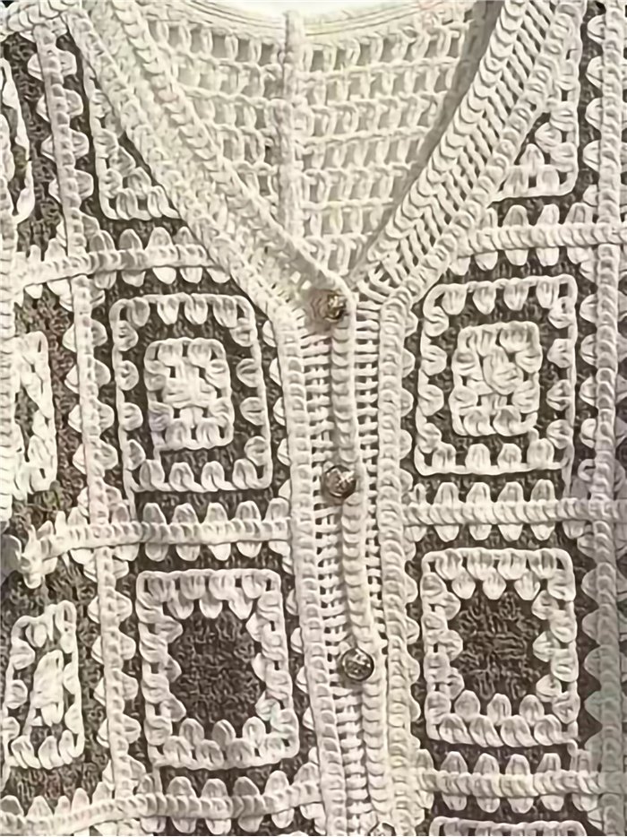 Chaqueta de crochet calado con botones