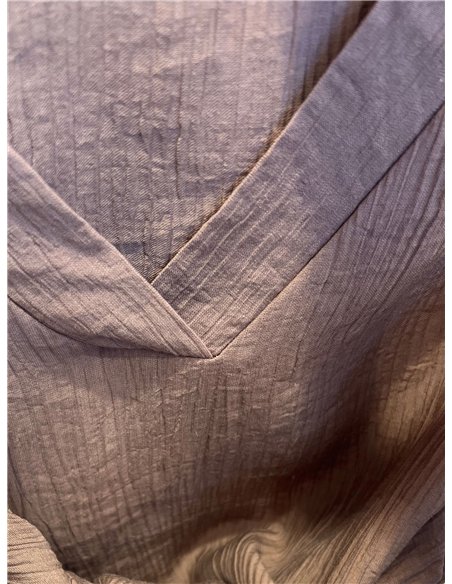 V neck sleeveless blouse