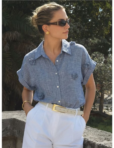 Floral appliqué shirt