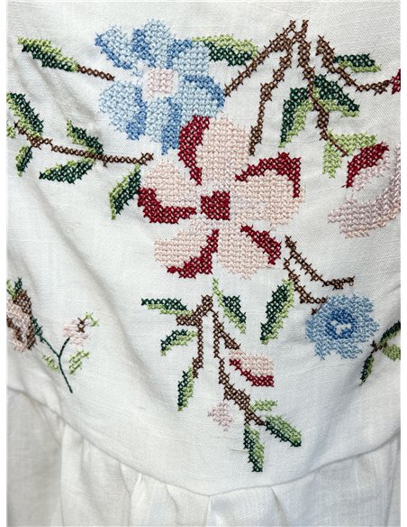 Floral embroidered peplum top