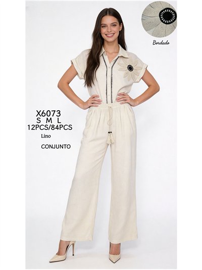 Conjunto de camisa bordada flor y pantalón wide-leg 2