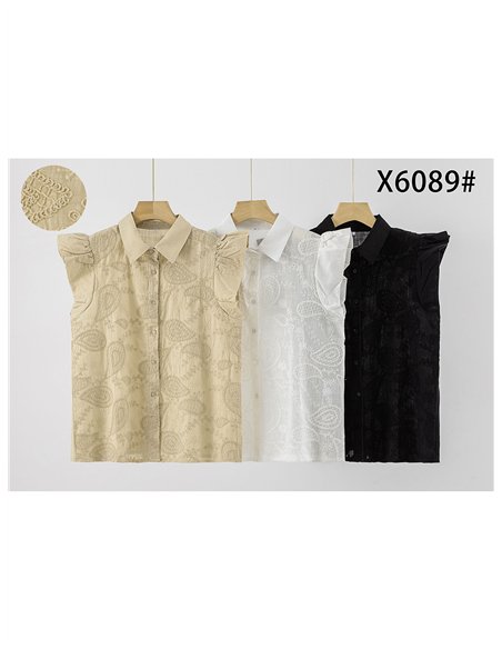 Blusa sin mangas con bordado paisley y volante