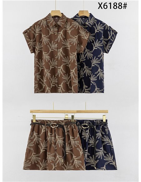 Conjunto camisa estampado hojas y short con cinturón