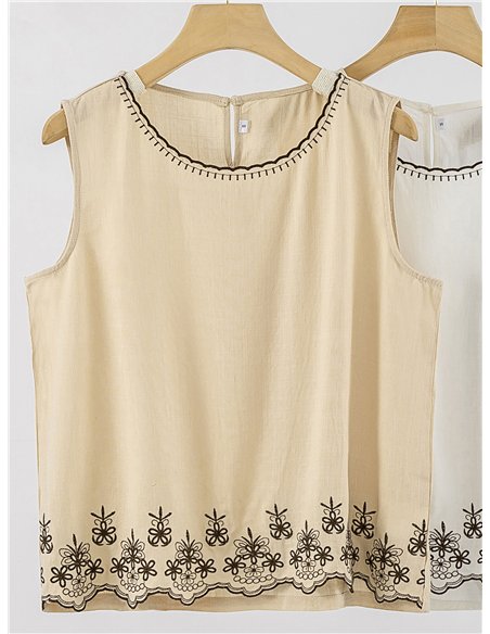 Conjunto top bordado y short