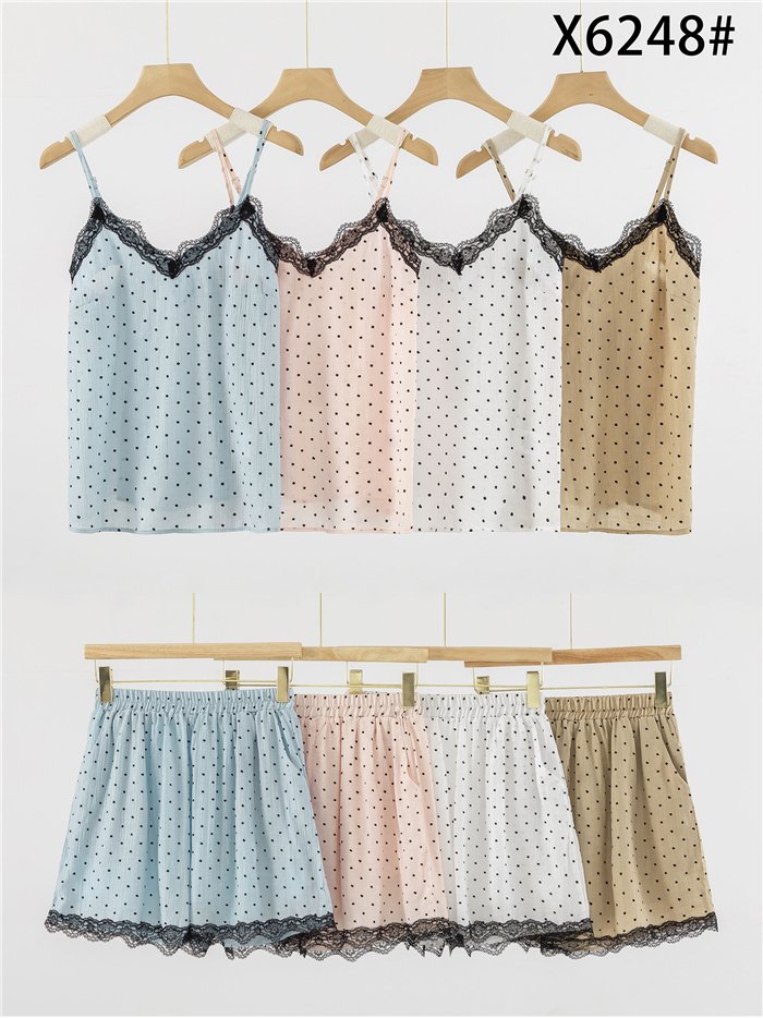 Conjunto top lencero de lunares y short