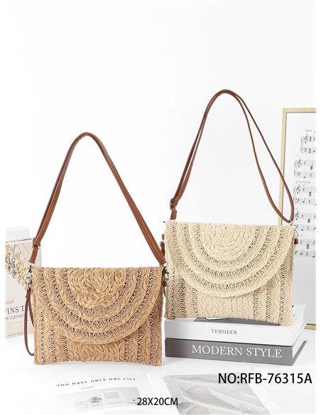 Bolso bandolera sobre de rafia con solapa abanico