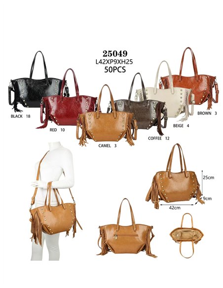 Bolso shopper boho con flecos y tachuelas