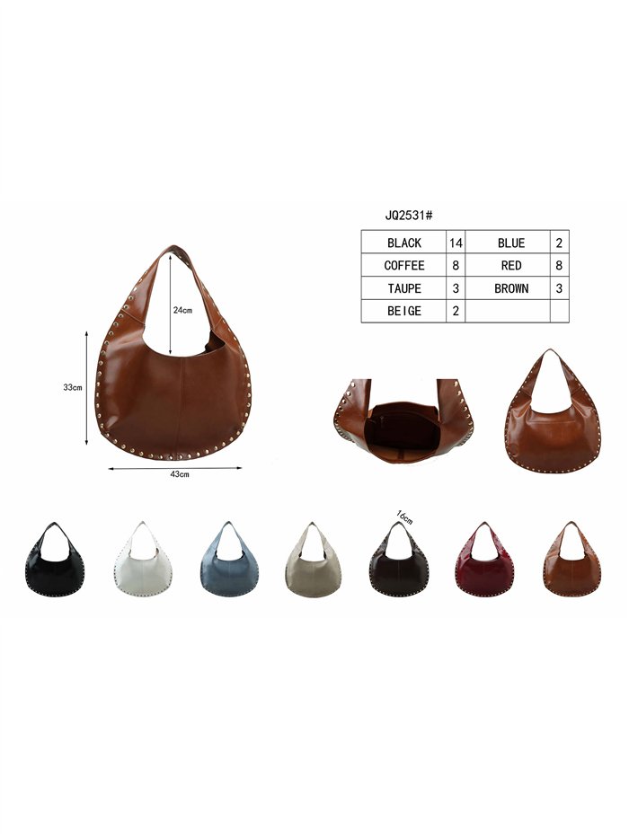 Bolso hobo grande con tachas metalizadas