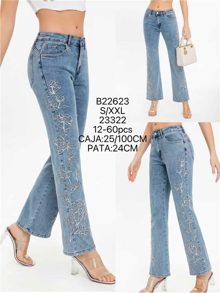 Jeans rectos bordado floral lateral